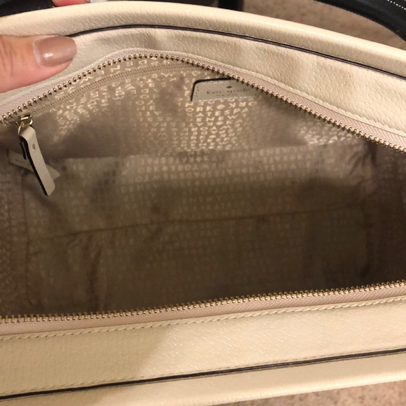 Authentic Kate Spade purse - Picture 4 of 6